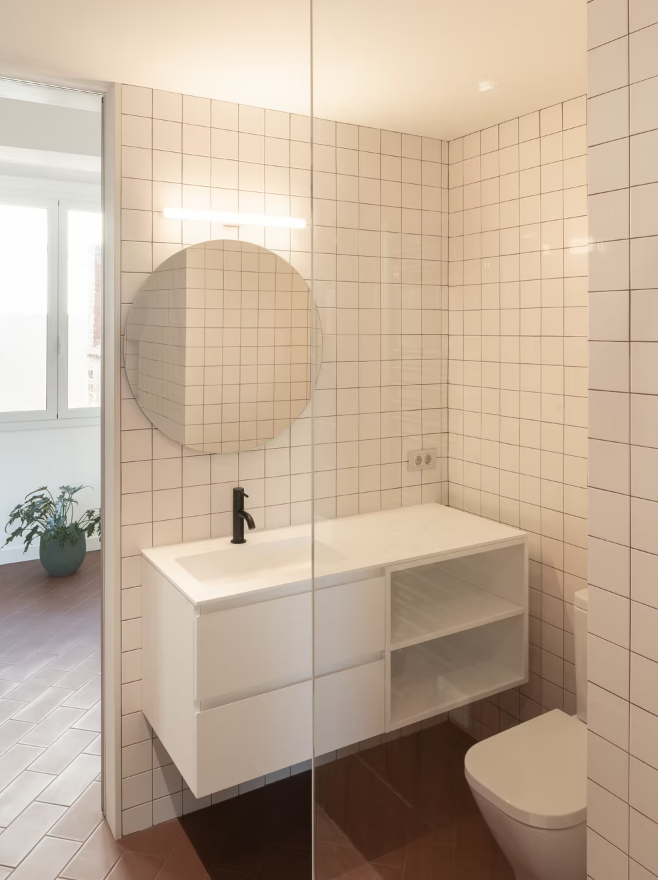 Mueble de baño de madera