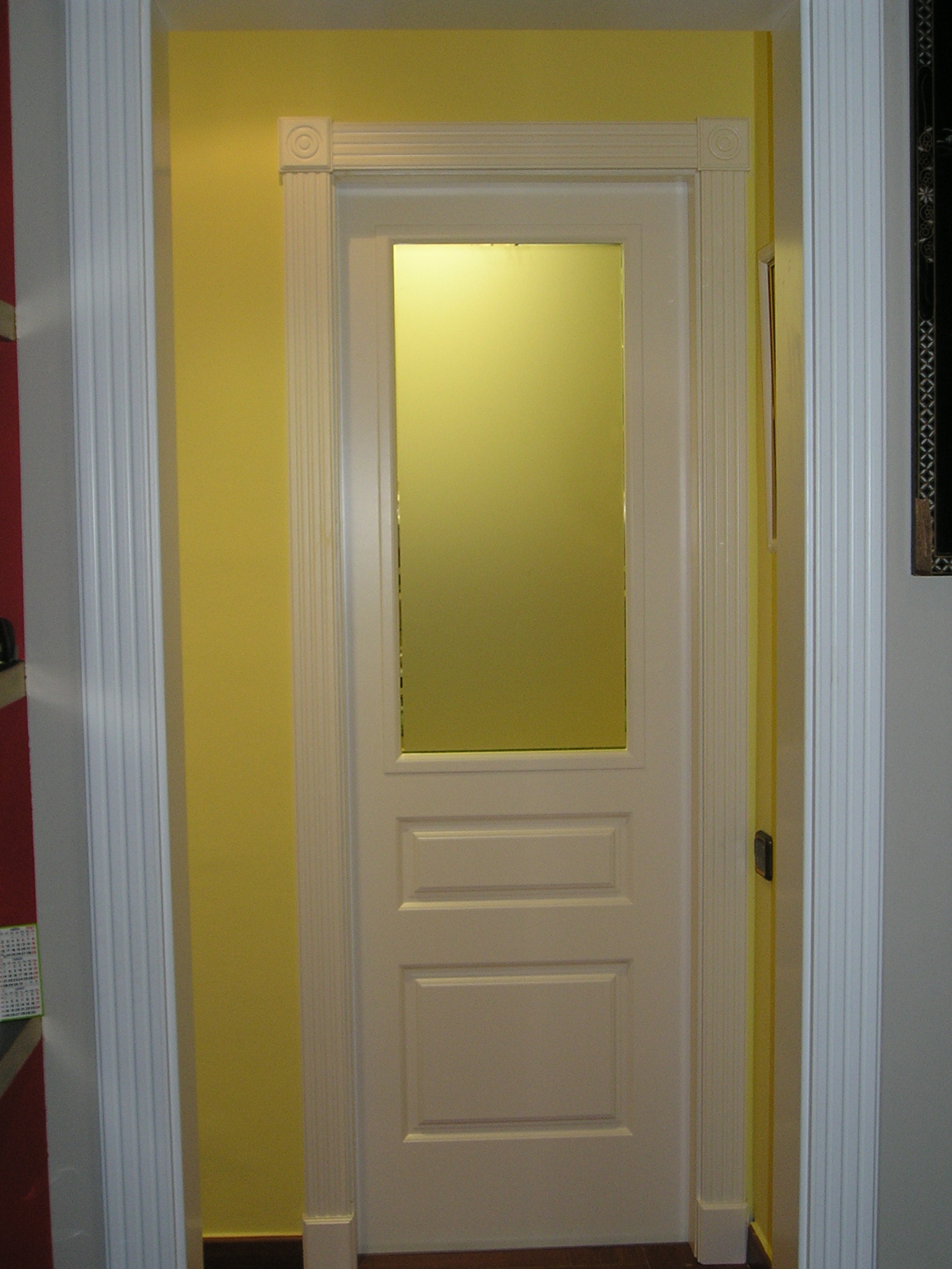 Puerta con cristal